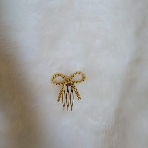 Peineta lazo bolitas