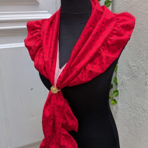 PICO ROJO LUNAR NEGRO